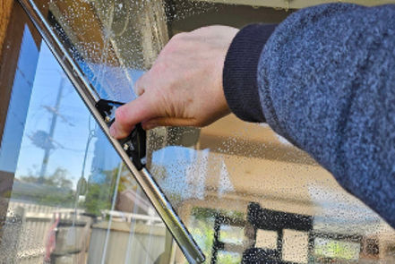 window cleaning hampton- Sp window cleaning